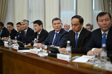 Президент: Үкімет ірі жобаларды жүзеге асыру барысын қатаң бақылауға алуы қажет