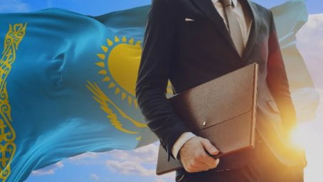 ​КОНСТИТУЦИЯ ЖӘНЕ МЕМЛЕКЕТТІК ҚЫЗМЕТ: ЗАҢДЫЛЫҚ ПЕН АШЫҚТЫҚТЫҢ МАҢЫЗЫ