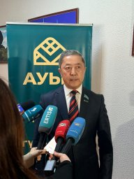 ​ЖАҢА КОНСТИТУЦИЯ: САРАПШЫЛАР ҚОҒАМДЫҚ ТҰРАҚТЫЛЫҚ ПЕН ДАМУҒА ҚОЛДАУ БІЛДІРДІ