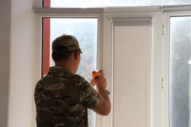 Қауіпсіздік талаптары: балалардың терезеден құлау жағдайлары